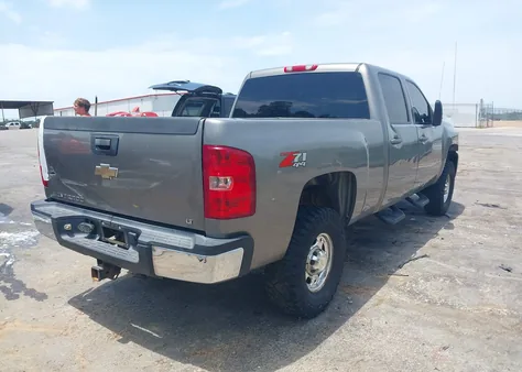 1GCHK236X8F106036